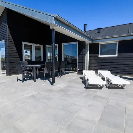 Holiday home Holiday Cxxxiv